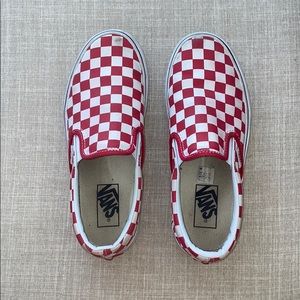 Red and white platform checkered vans ❤️🤍